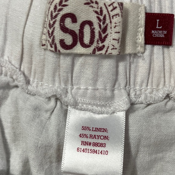 Upcycled Reworked White Linen Pants Floral Patchwork Cottagecore OOAK - Picture 2 of 6